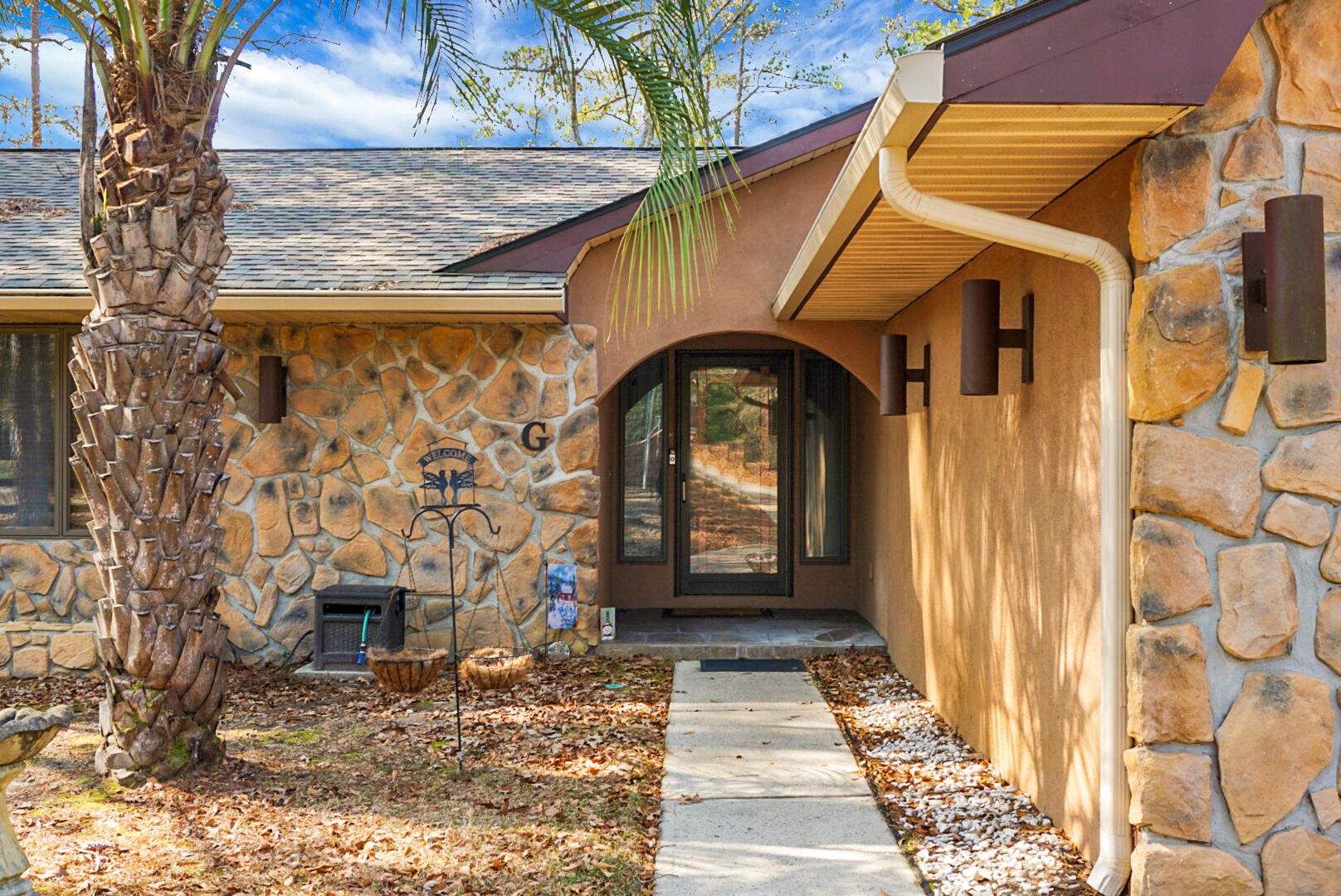 1 Santee Lakes Court