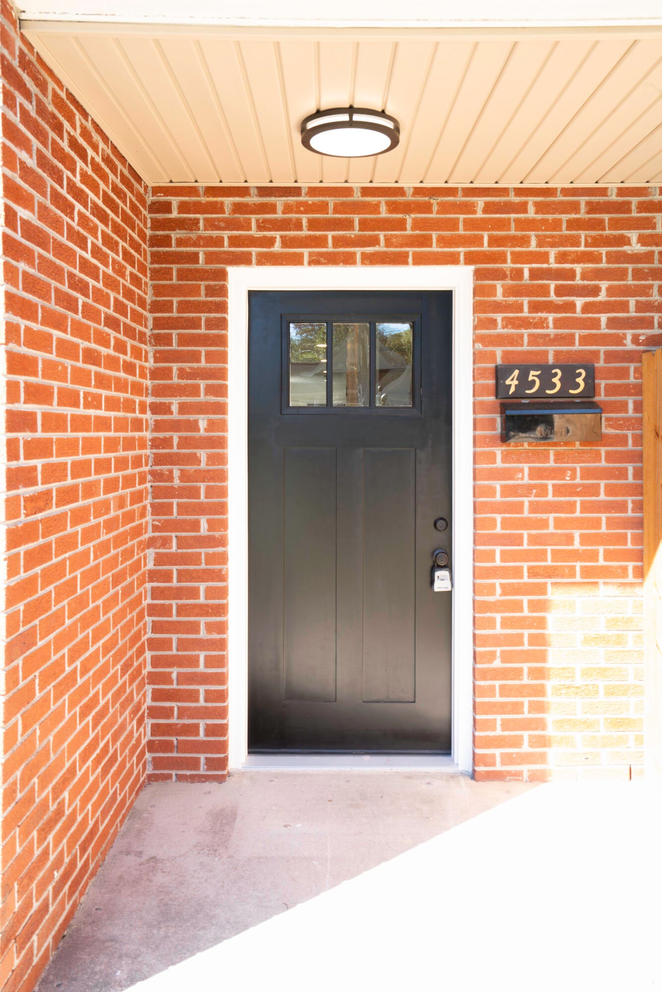 4533 Orr Street