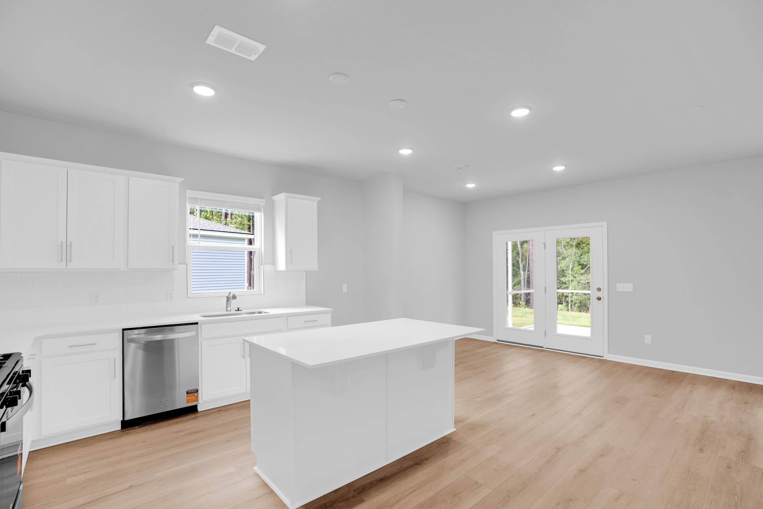 873 Meadowbrook Lane