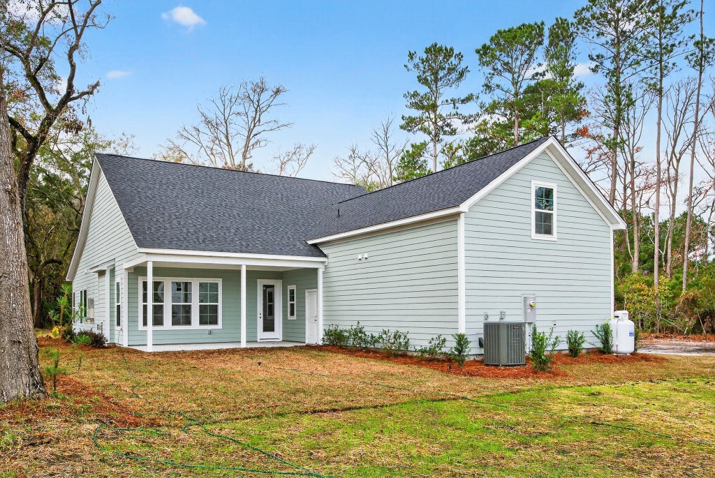 Photo of 1347 Sea Aire Drive, Charleston, SC 29412 (MLS # 26016996)