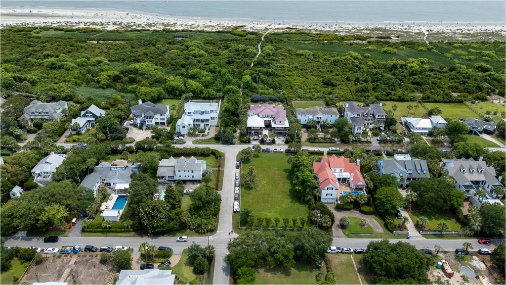 Photo of 2630 Bayonne Avenue, Sullivans Island, SC 29482 (MLS # 25015358)