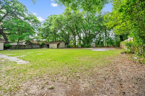 A home in Johns Island