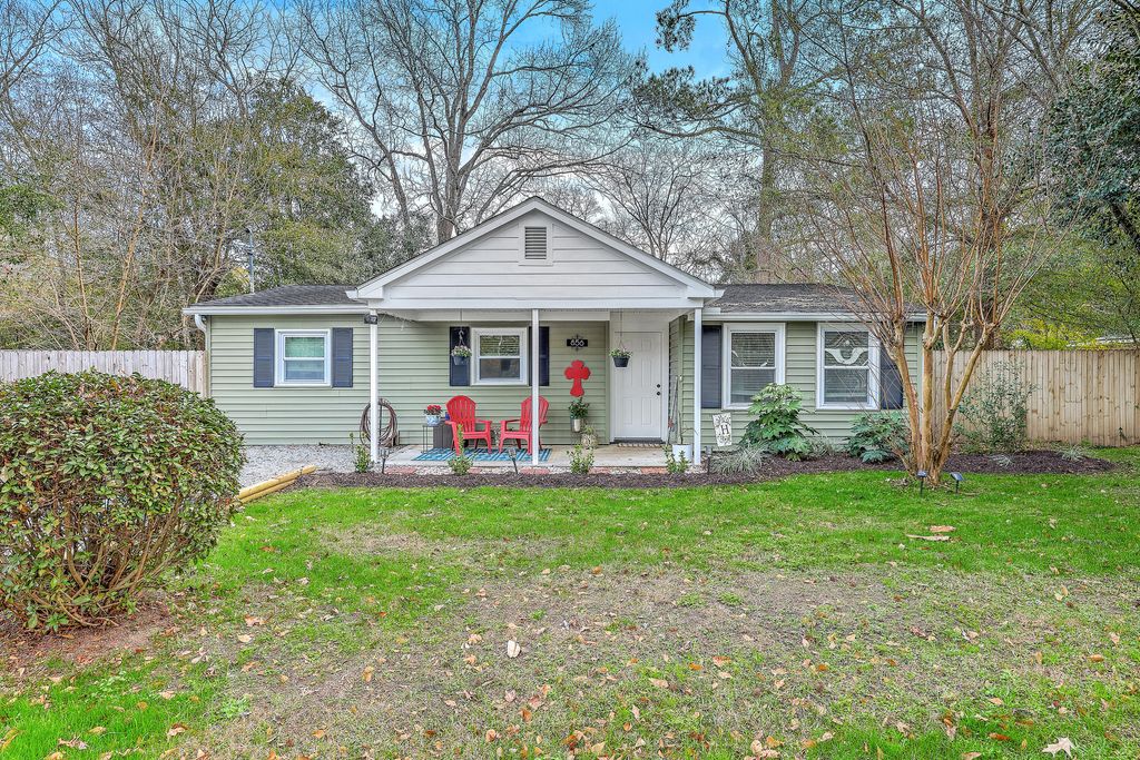 Photo of 856 Prince John Drive, Charleston, SC 29407 (MLS # 26002380)