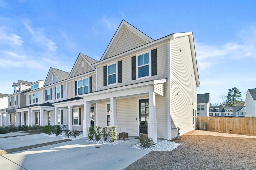 Photo of 350 Green Fern Drive, Summerville, SC 29483 (MLS # 26004727)