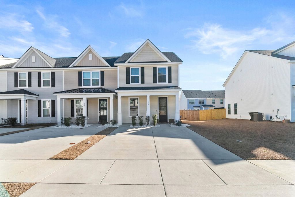 Photo of 350 Green Fern Drive, Summerville, SC 29483 (MLS # 26004727)