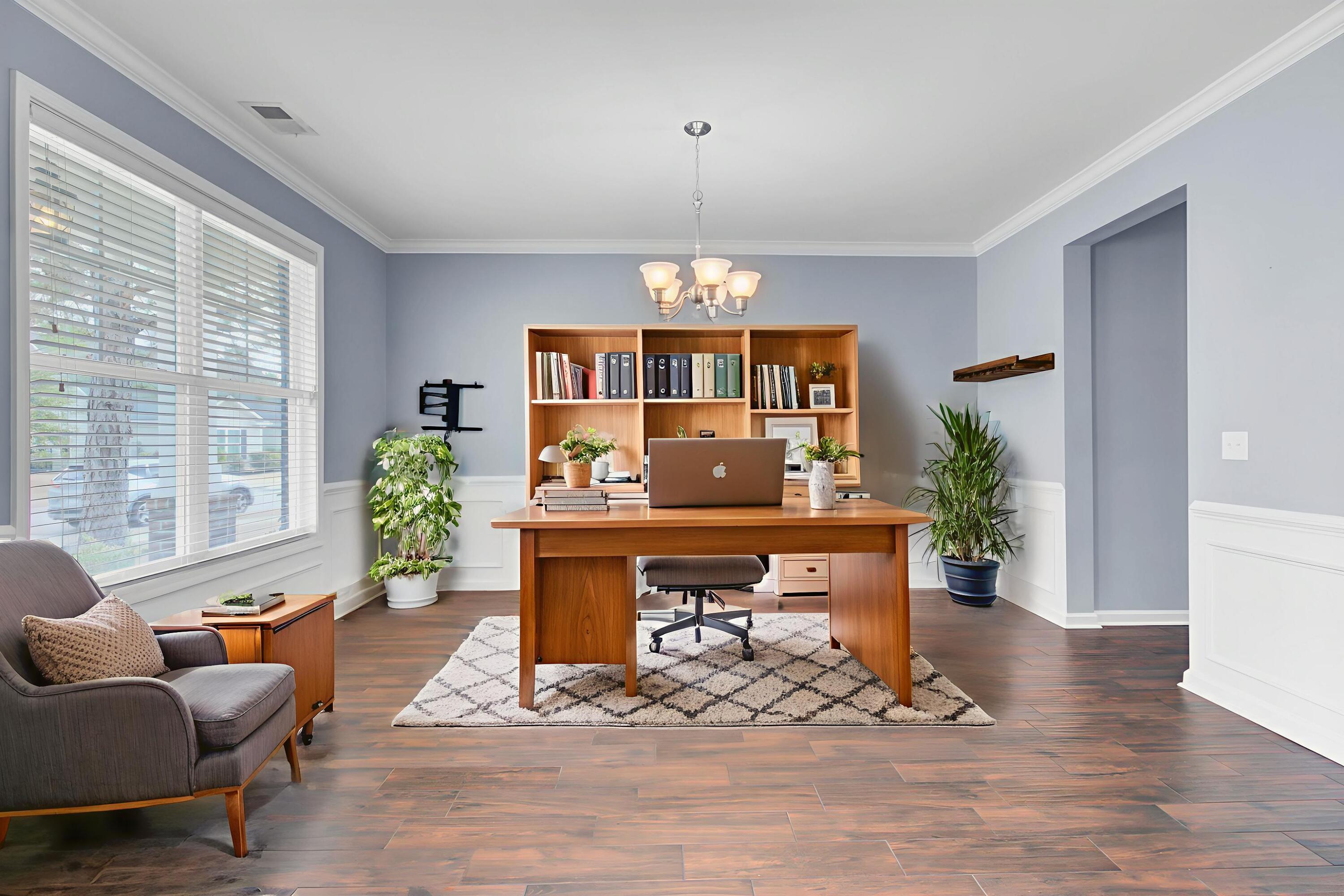 2405 Hummingbird Lane