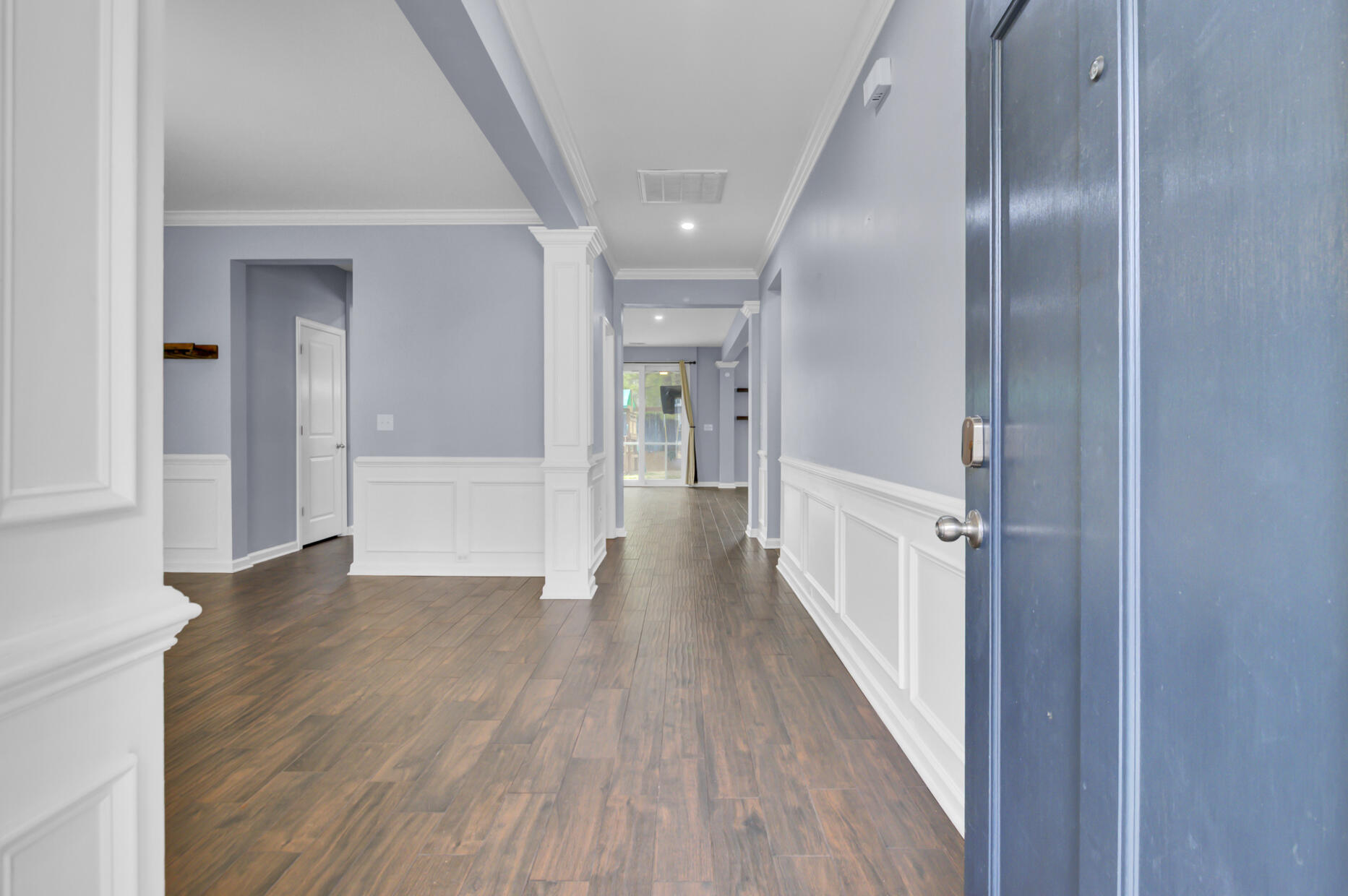 2405 Hummingbird Lane