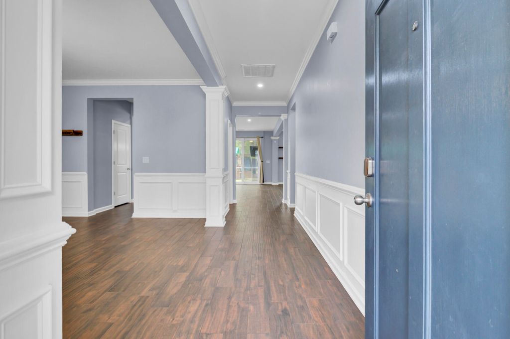 Photo of 2405 Hummingbird Lane, Summerville, SC 29483 (MLS # 26004846)