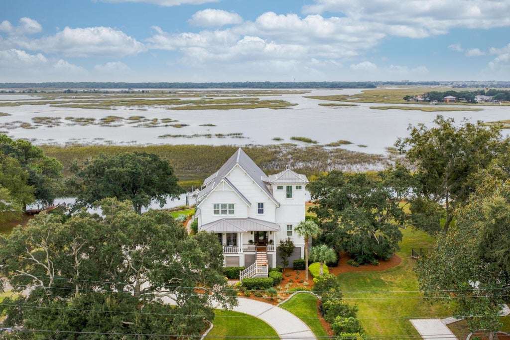 Photo of 1403 Battalion Drive, Charleston, SC 29412 (MLS # 26028193)
