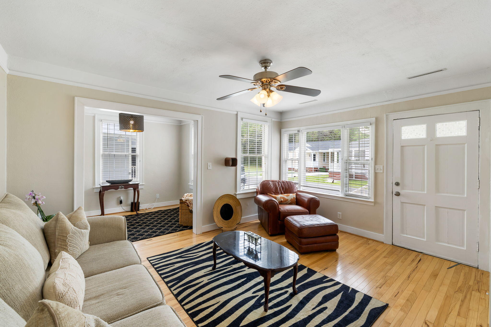 3728 Tim Street