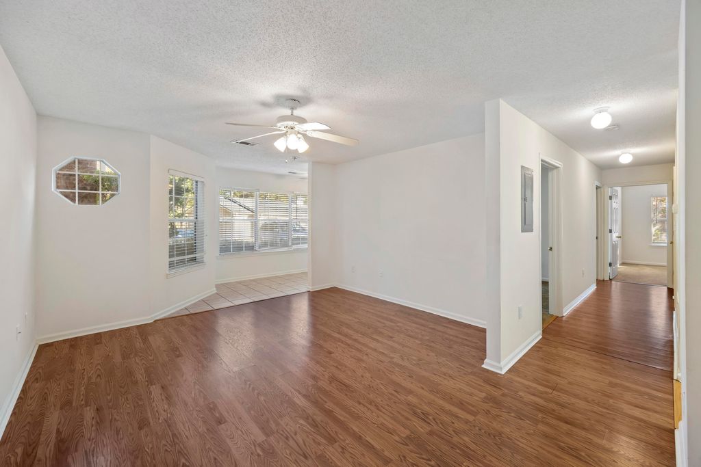 Photo of 188 Midland Parkway #501, Summerville, SC 29485 (MLS # 25032780)