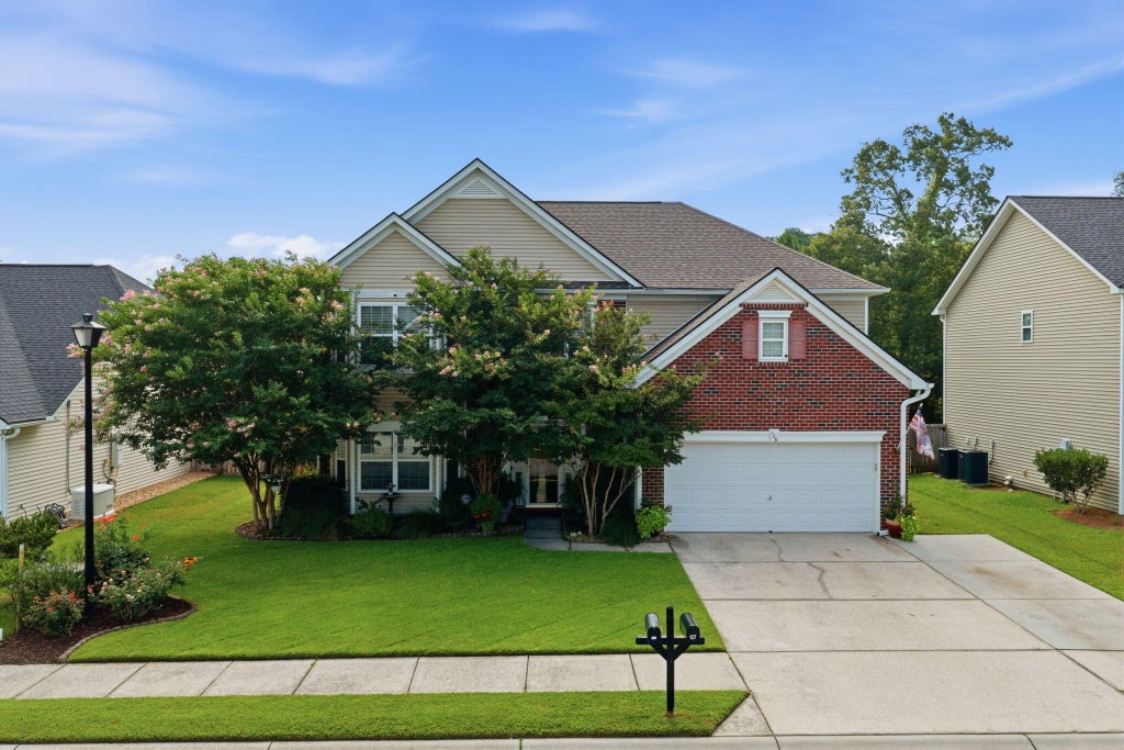 Photo of 128 Charlesfort Way, Moncks Corner, SC 29461 (MLS # 26019954)