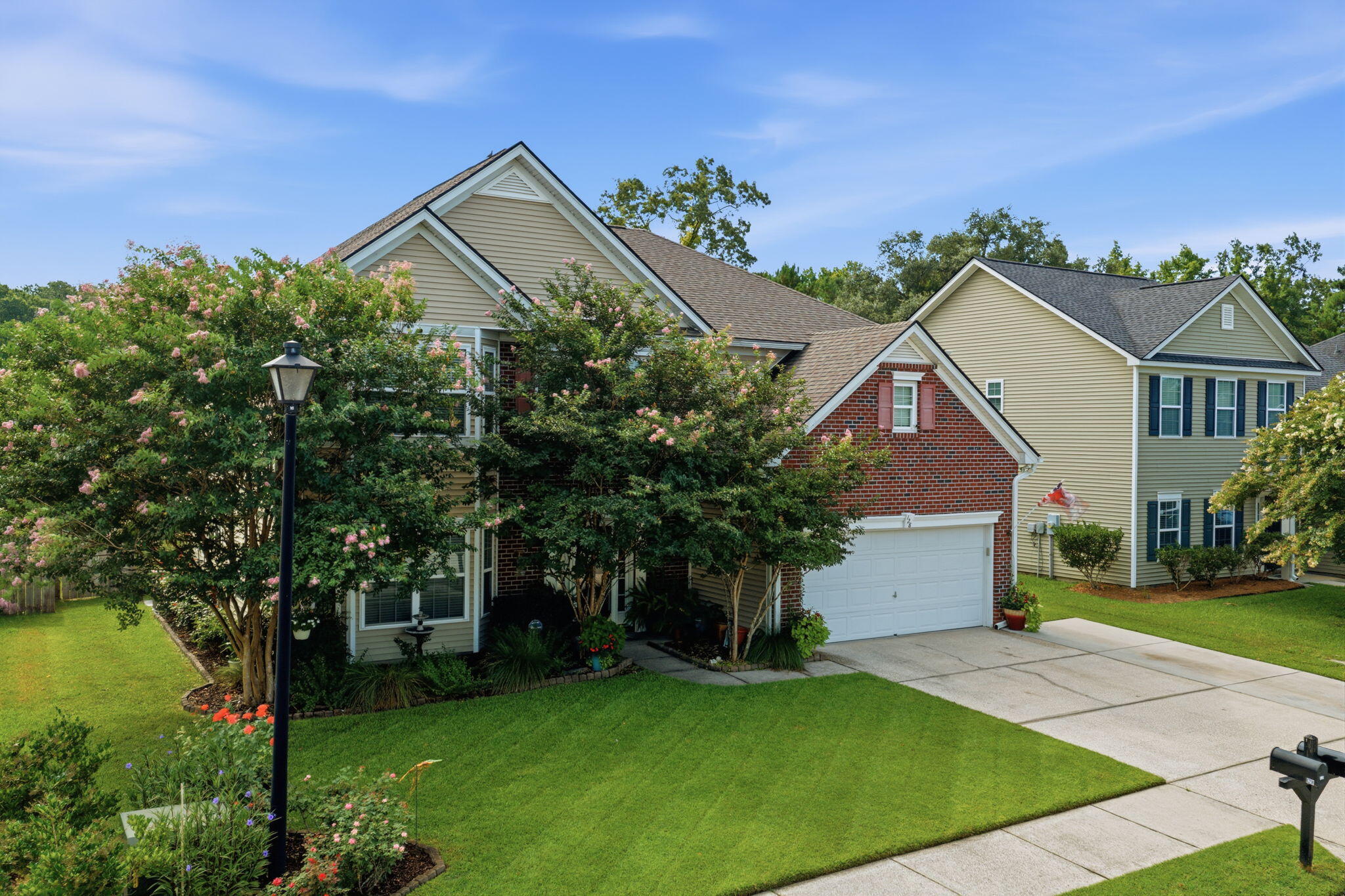 128 Charlesfort Way