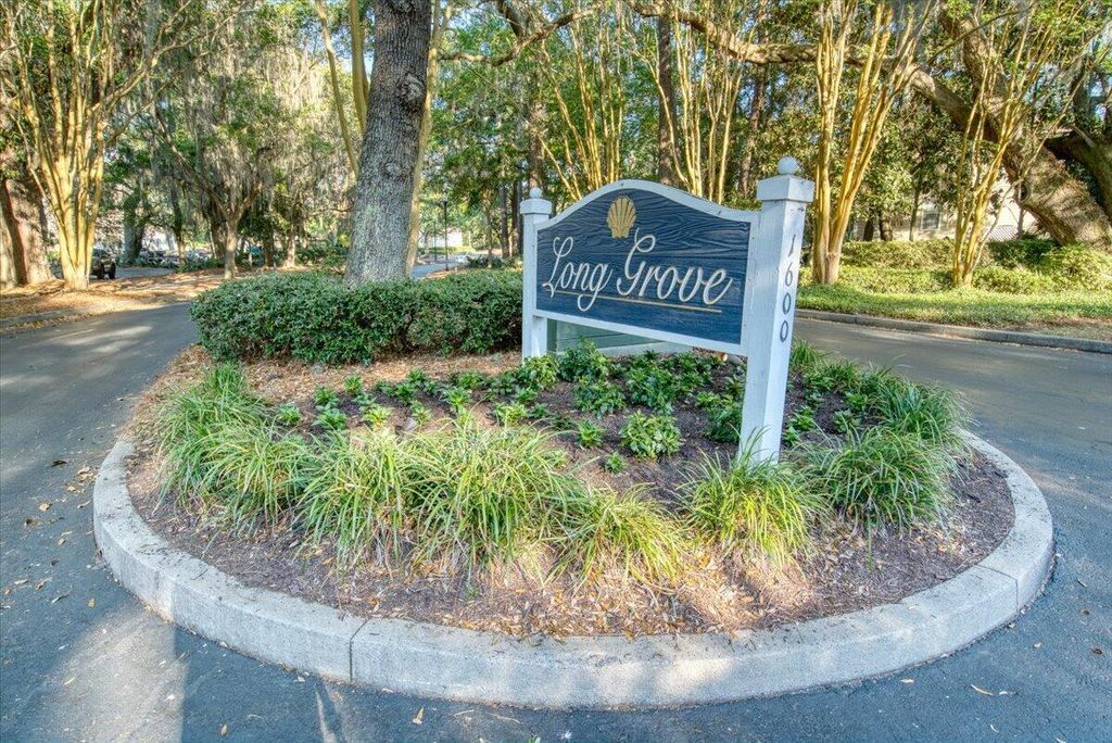 Photo of 1600 Long Grove Drive #1313, Mount Pleasant, SC 29464 (MLS # 26011817)