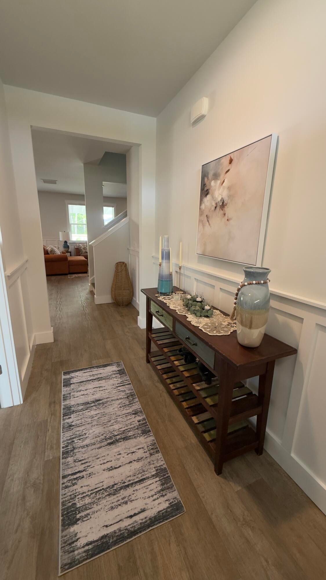 243 N Light Way