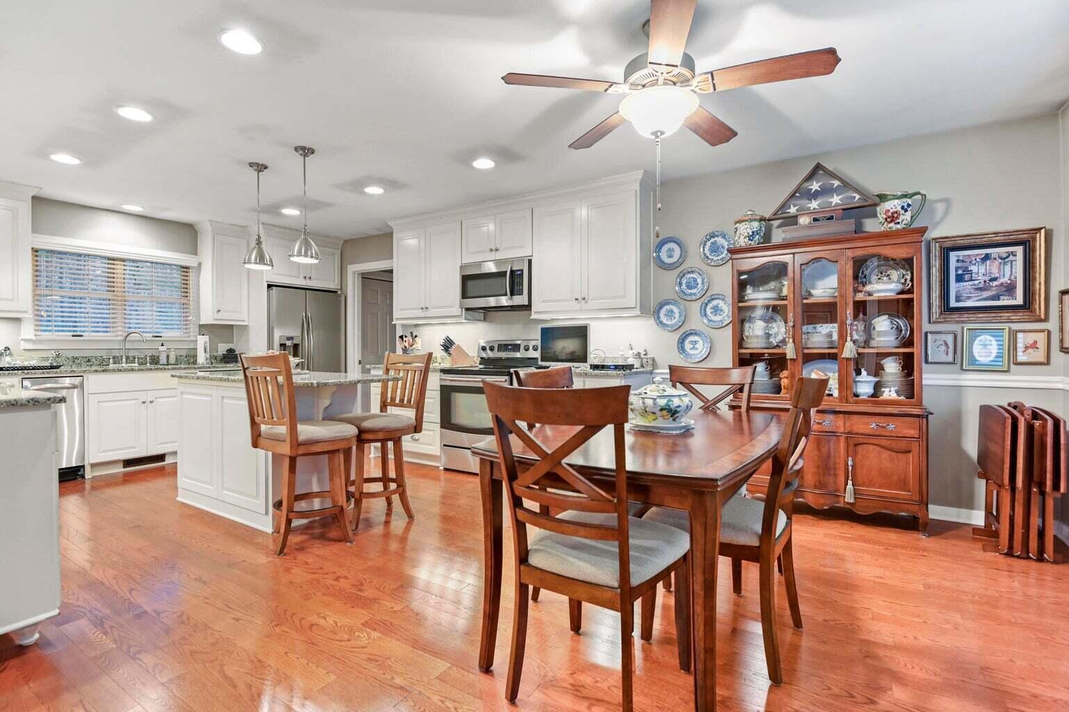 302 Summerset Lane