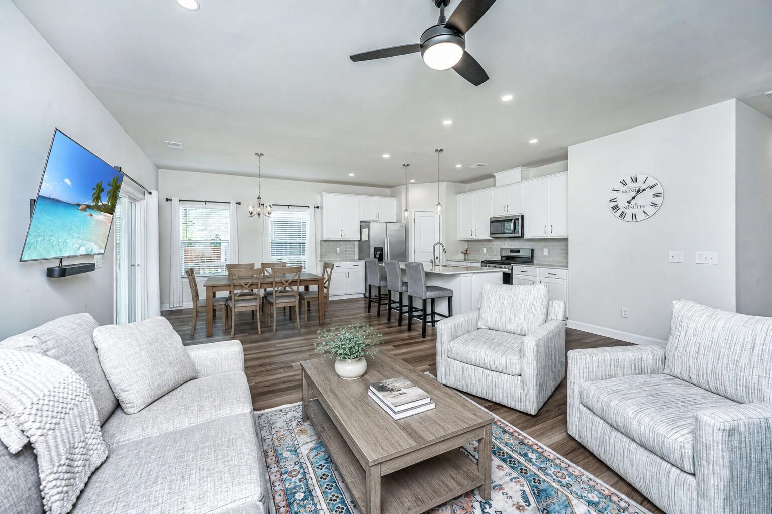 3207 Safe Harbor Way