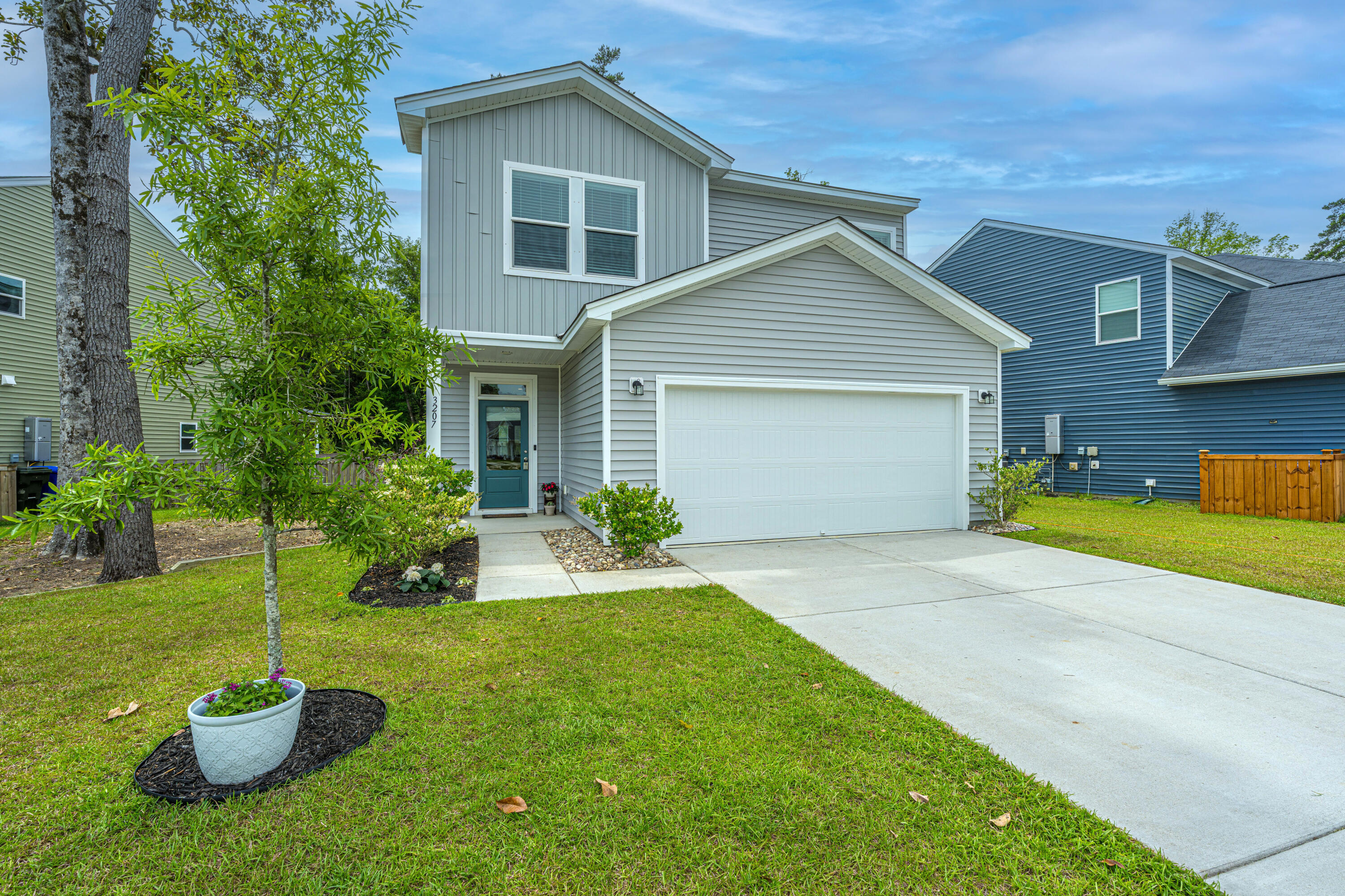 3207 Safe Harbor Way