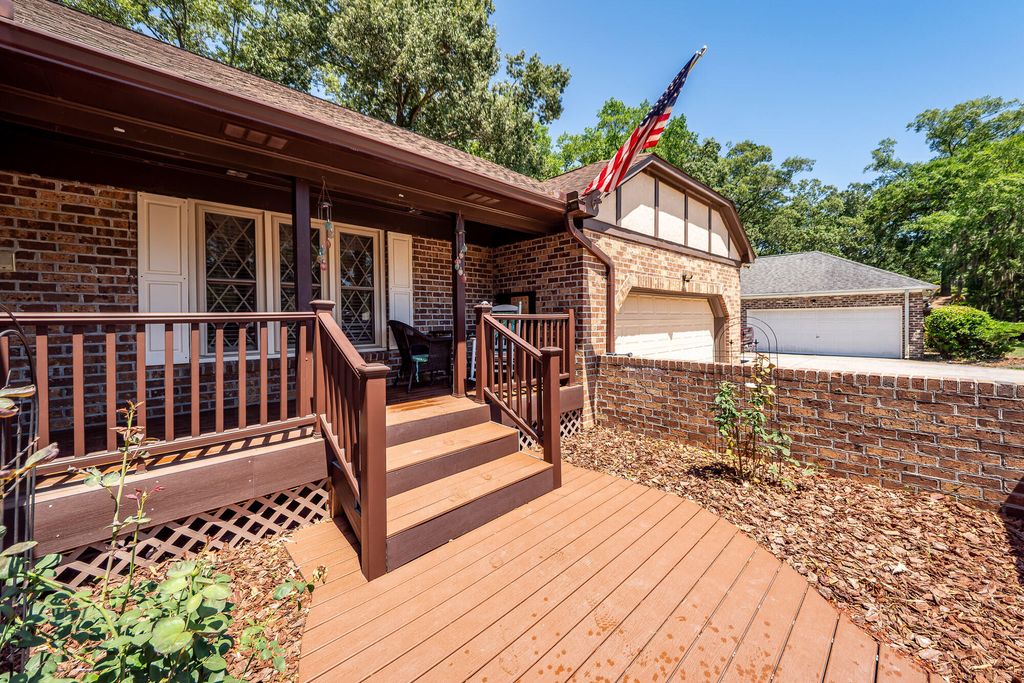 Photo of 313 Fairington Drive, Summerville, SC 29485 (MLS # 26014488)