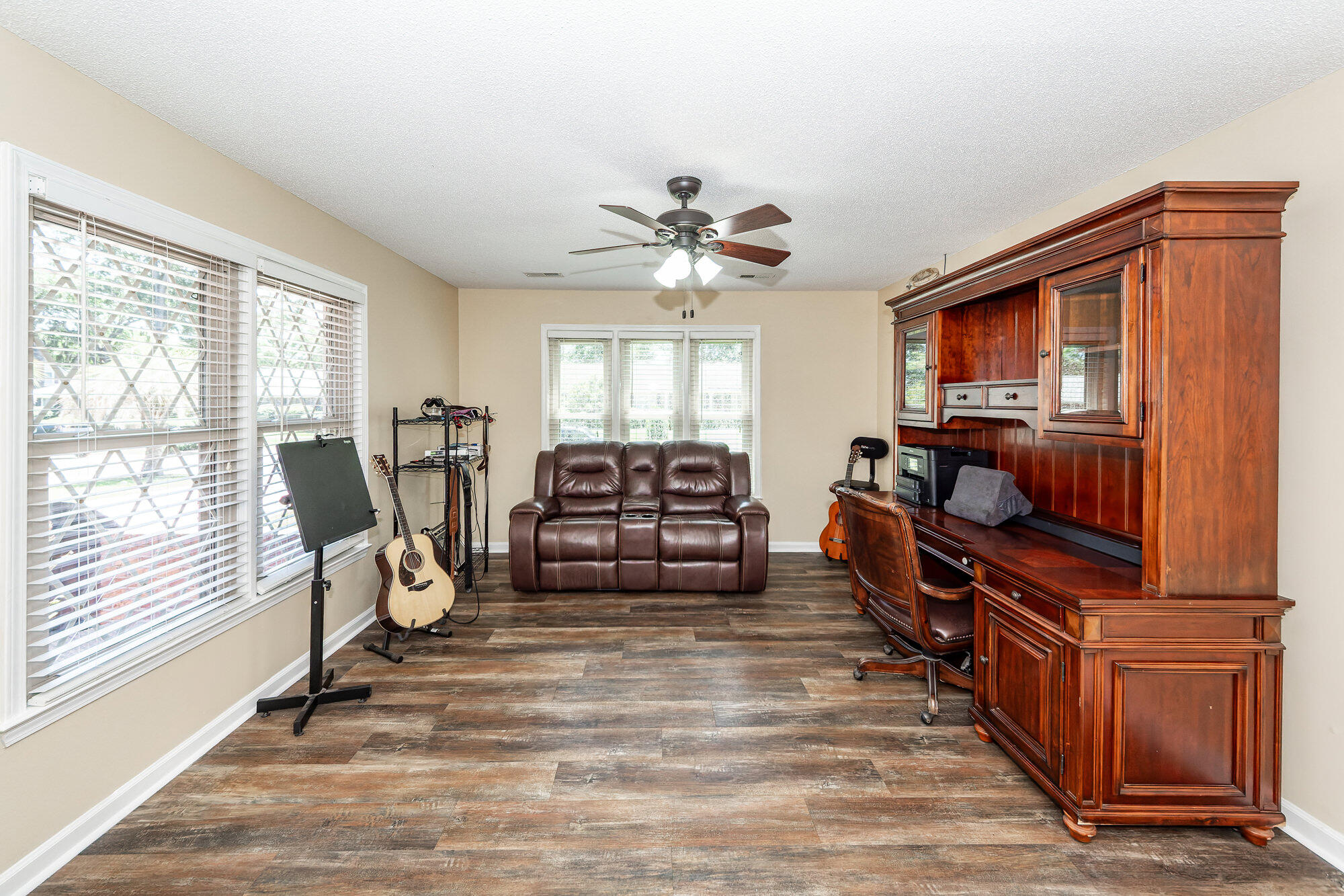 313 Fairington Drive