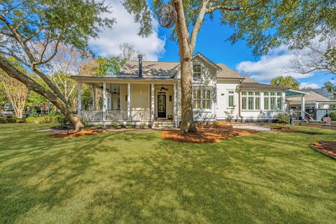 1908 Mahone Court Charleston SC 29492