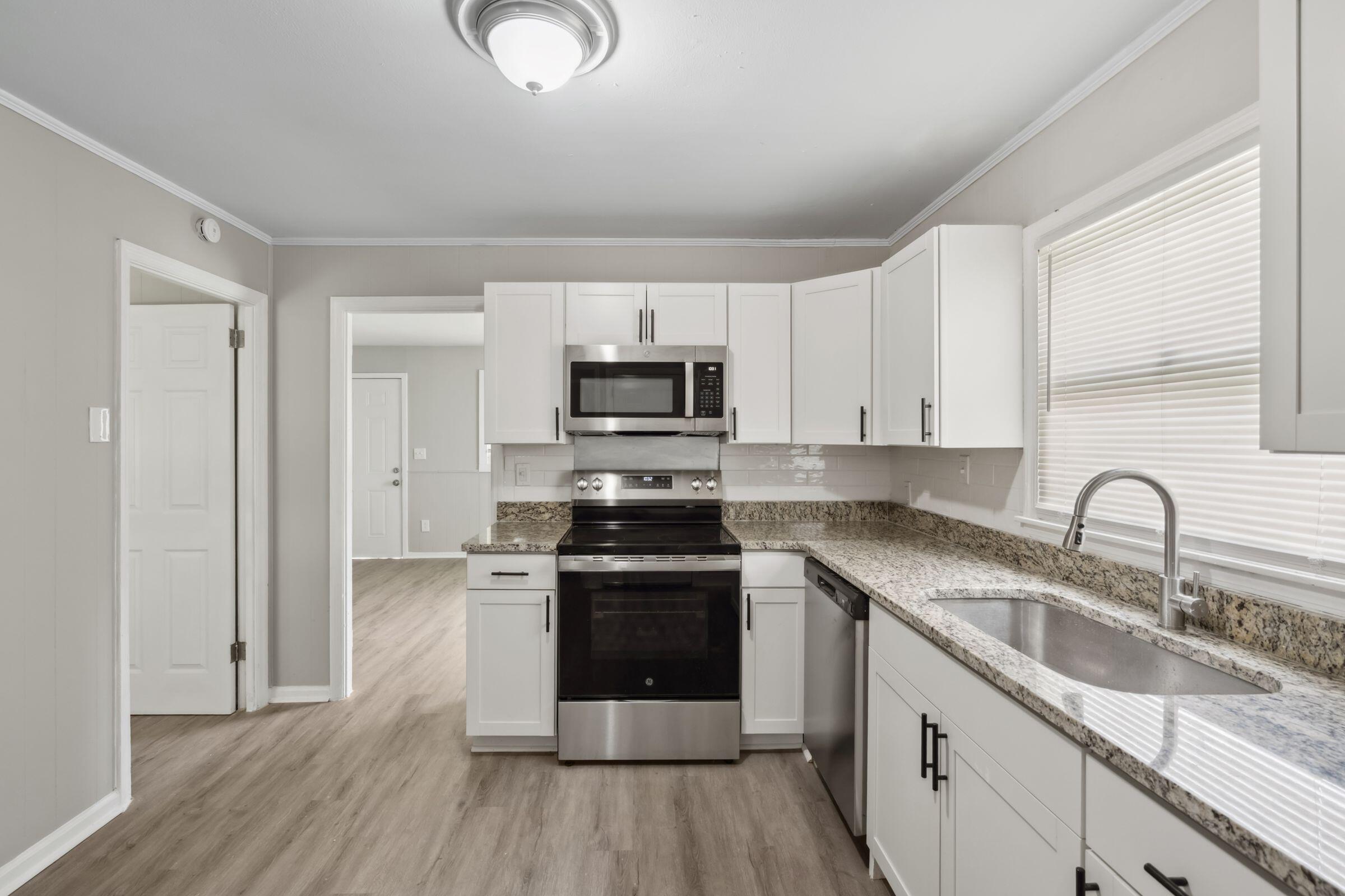 2416 Falcon Rd Road