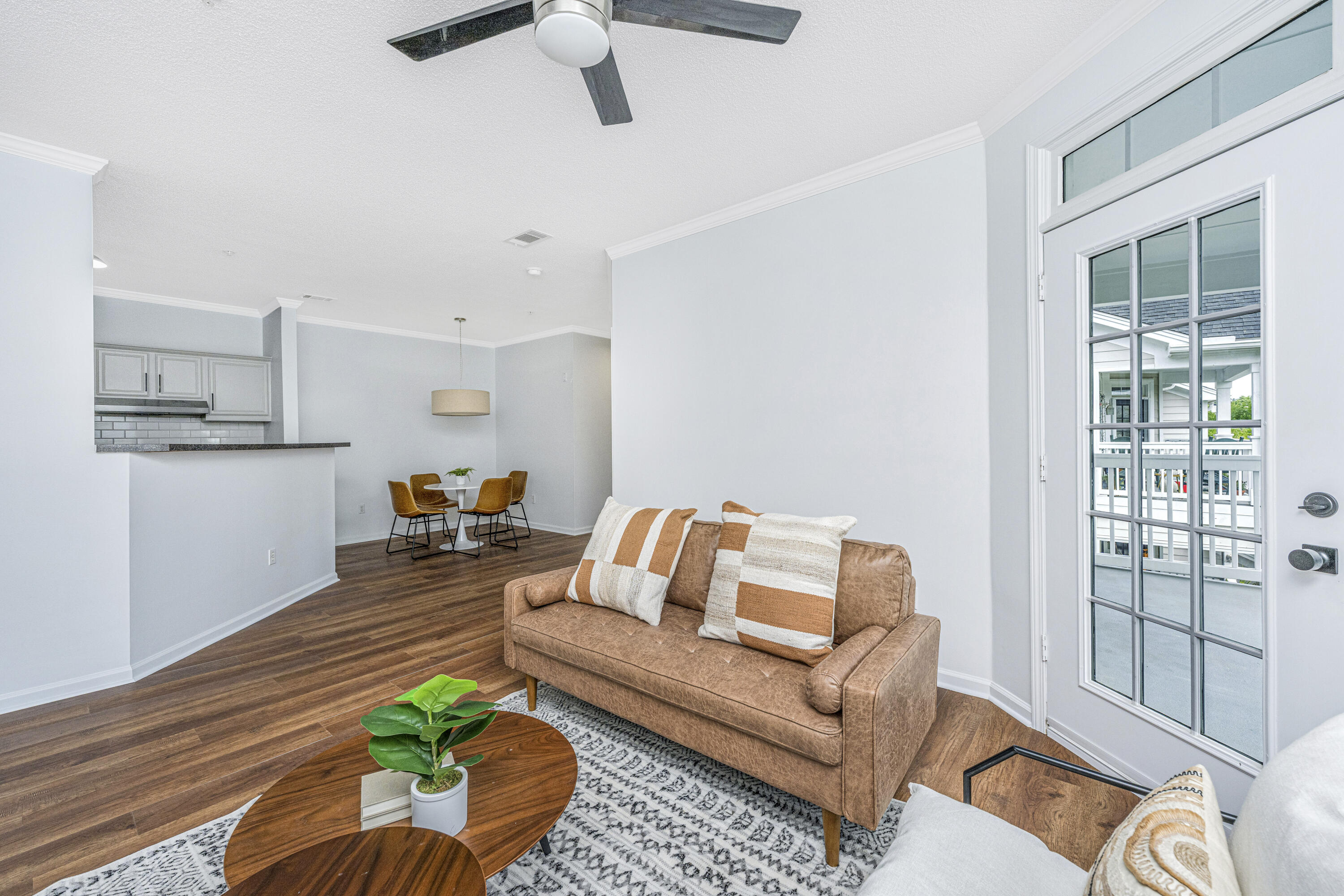 45 Sycamore Avenue Apt 933