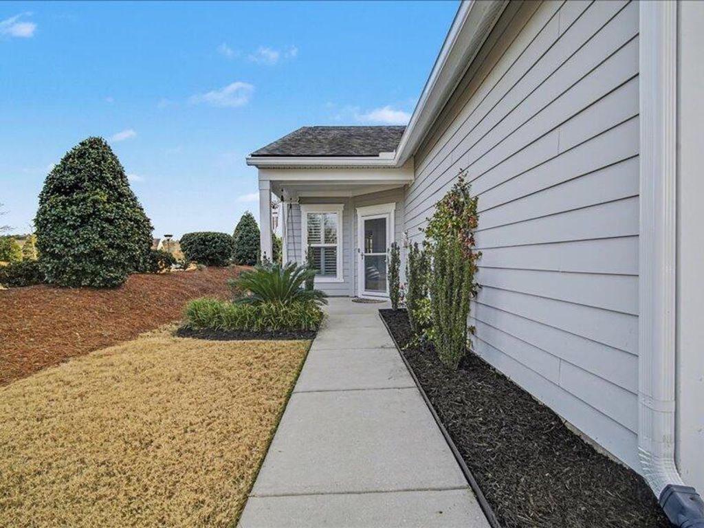 Photo of 321 Bloomington Way, Summerville, SC 29486 (MLS # 26001158)