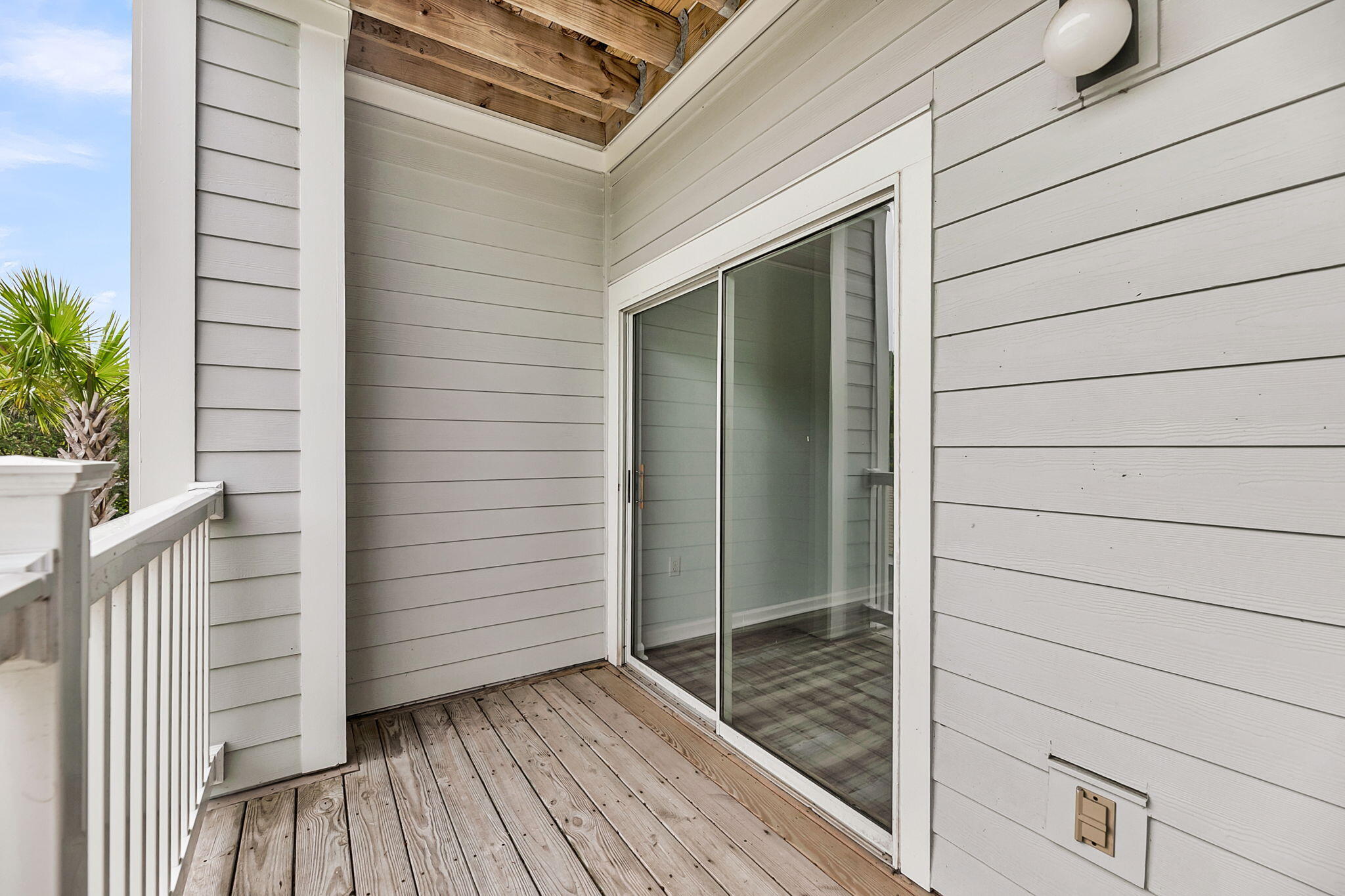 Mount Pleasant, South Carolina 29466, United States, 1 Bedroom Bedrooms, ,2 BathroomsBathrooms,Residential,Active,191798