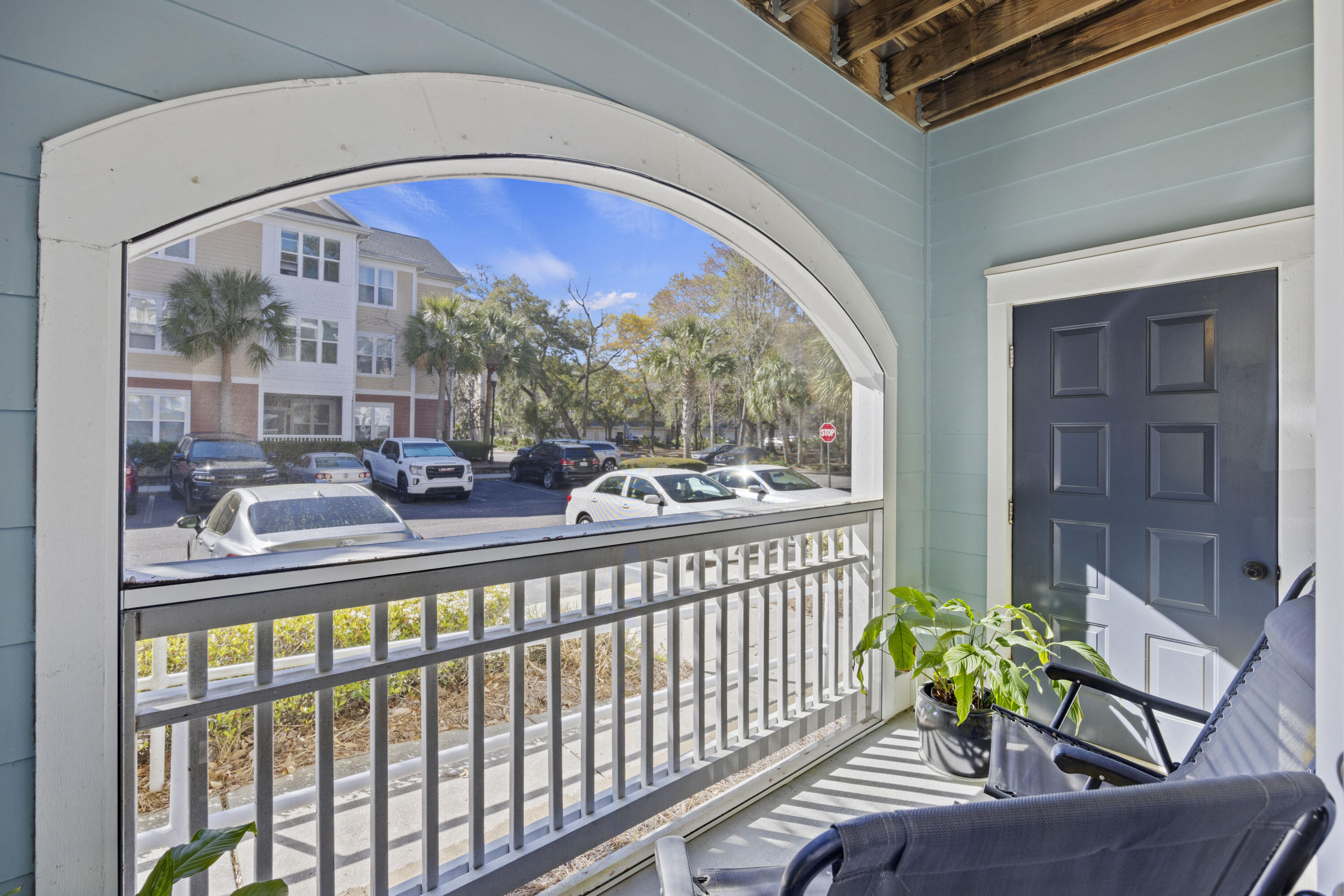 200 Bucksley Lane 105