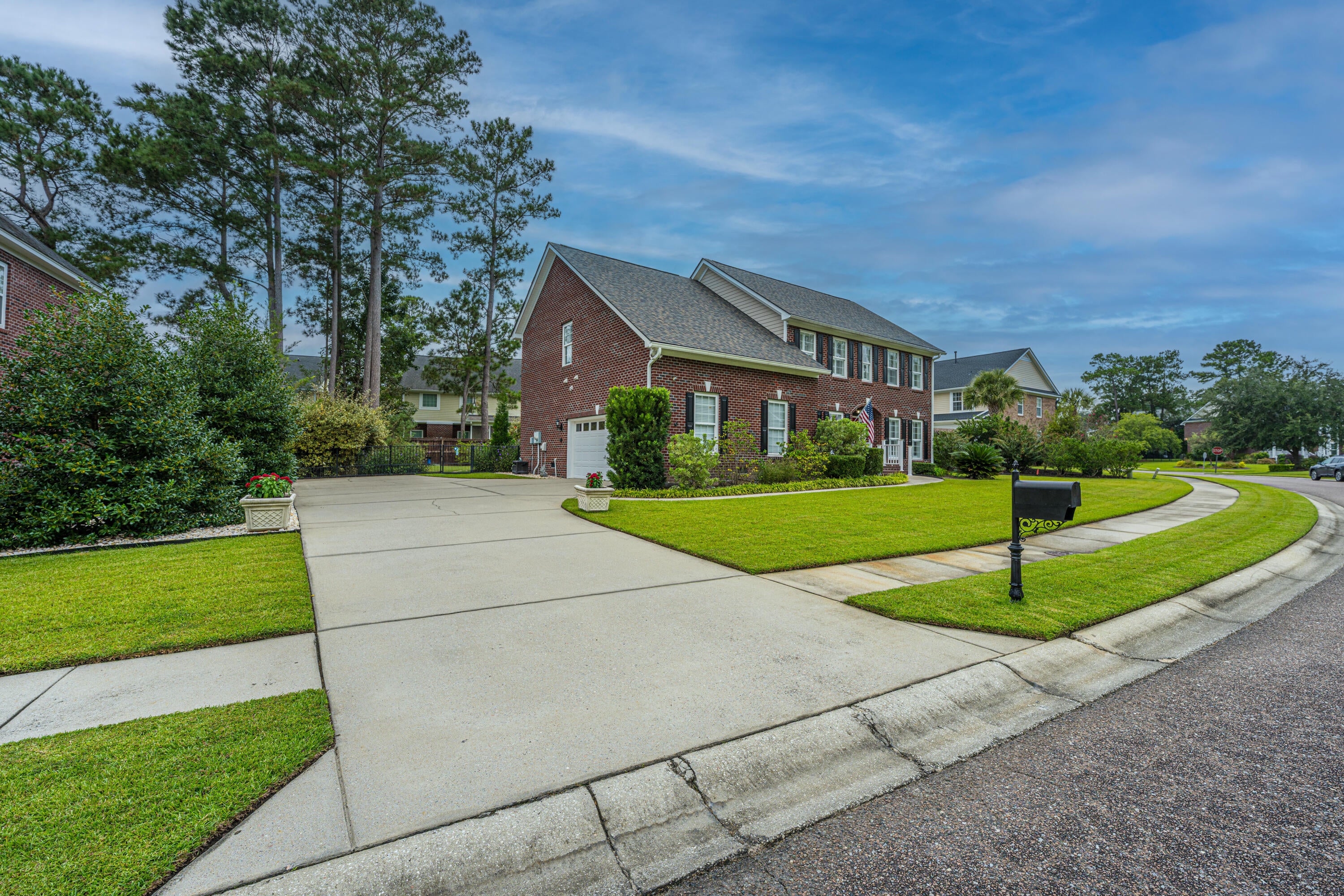4002 Hunley Place