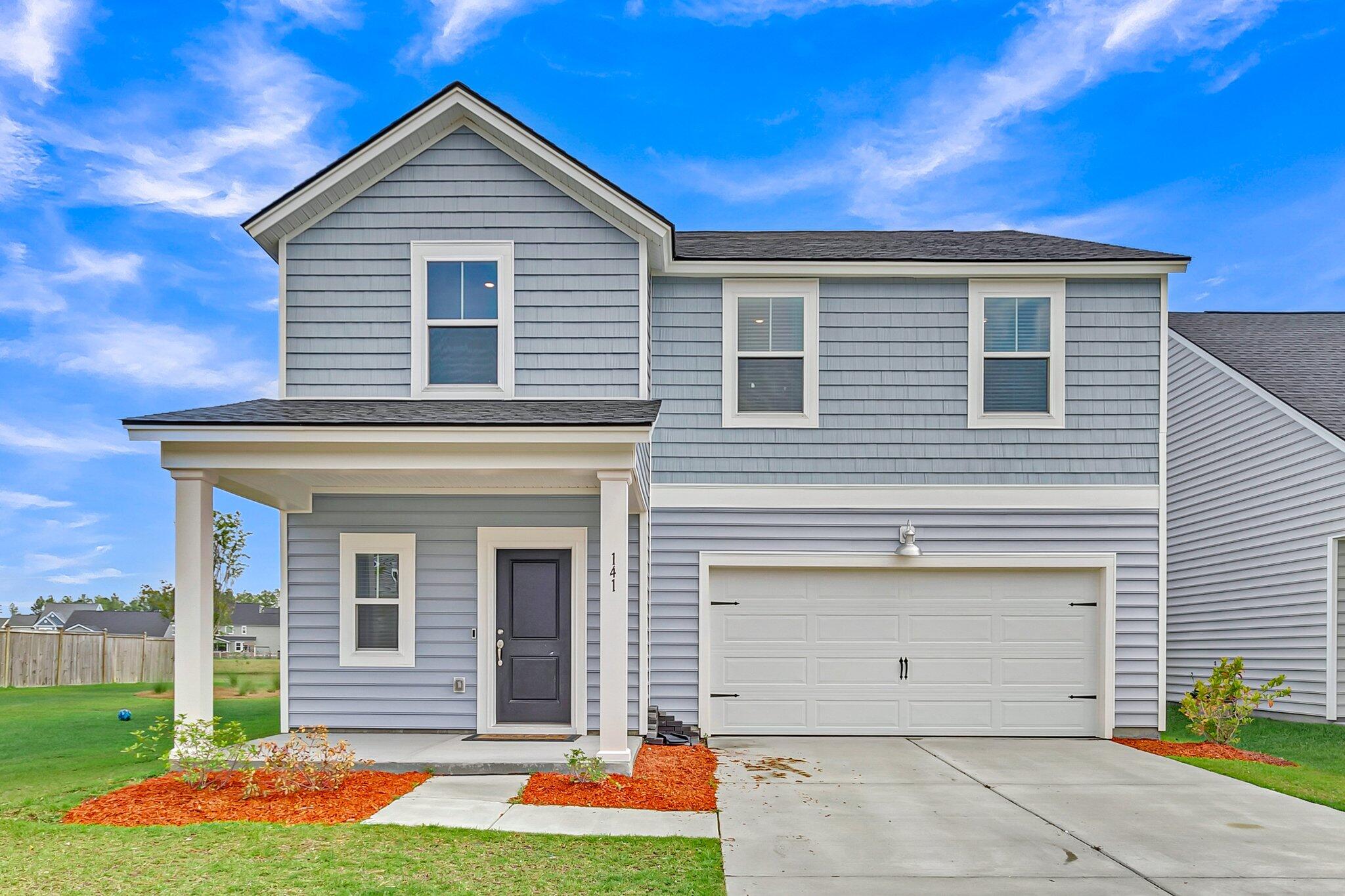 141 Woodland Oak Way