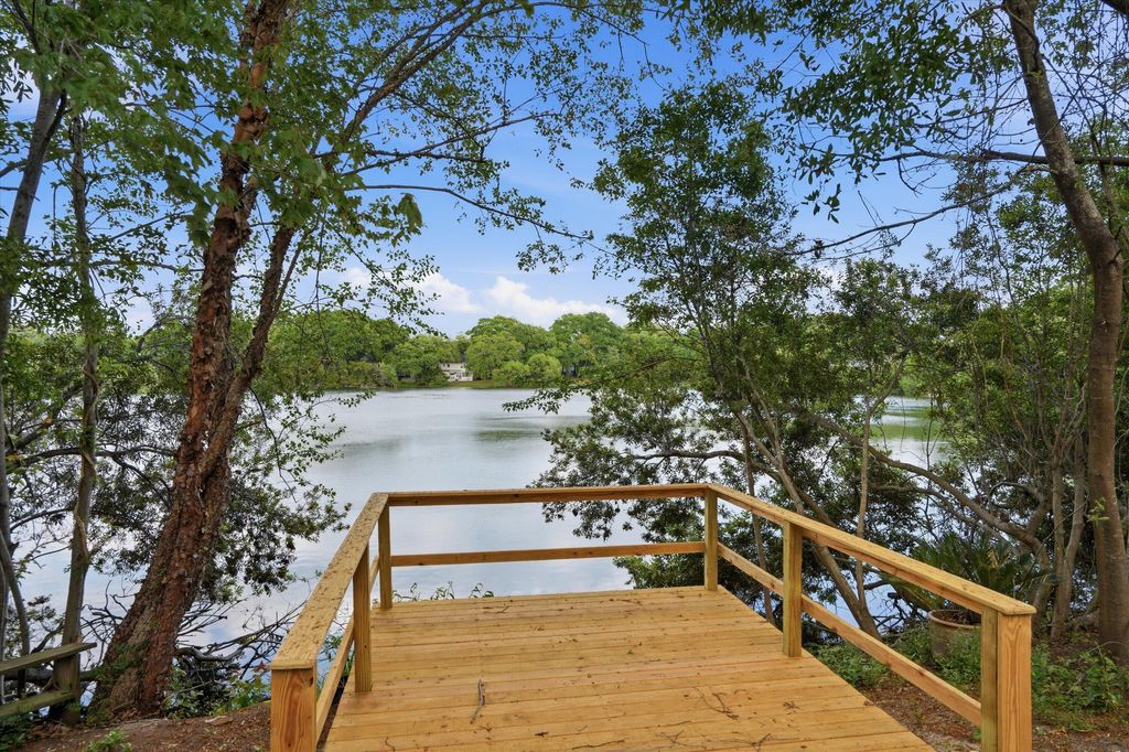 Photo of 1561 Harborsun Drive, Charleston, SC 29412 (MLS # 26011676)