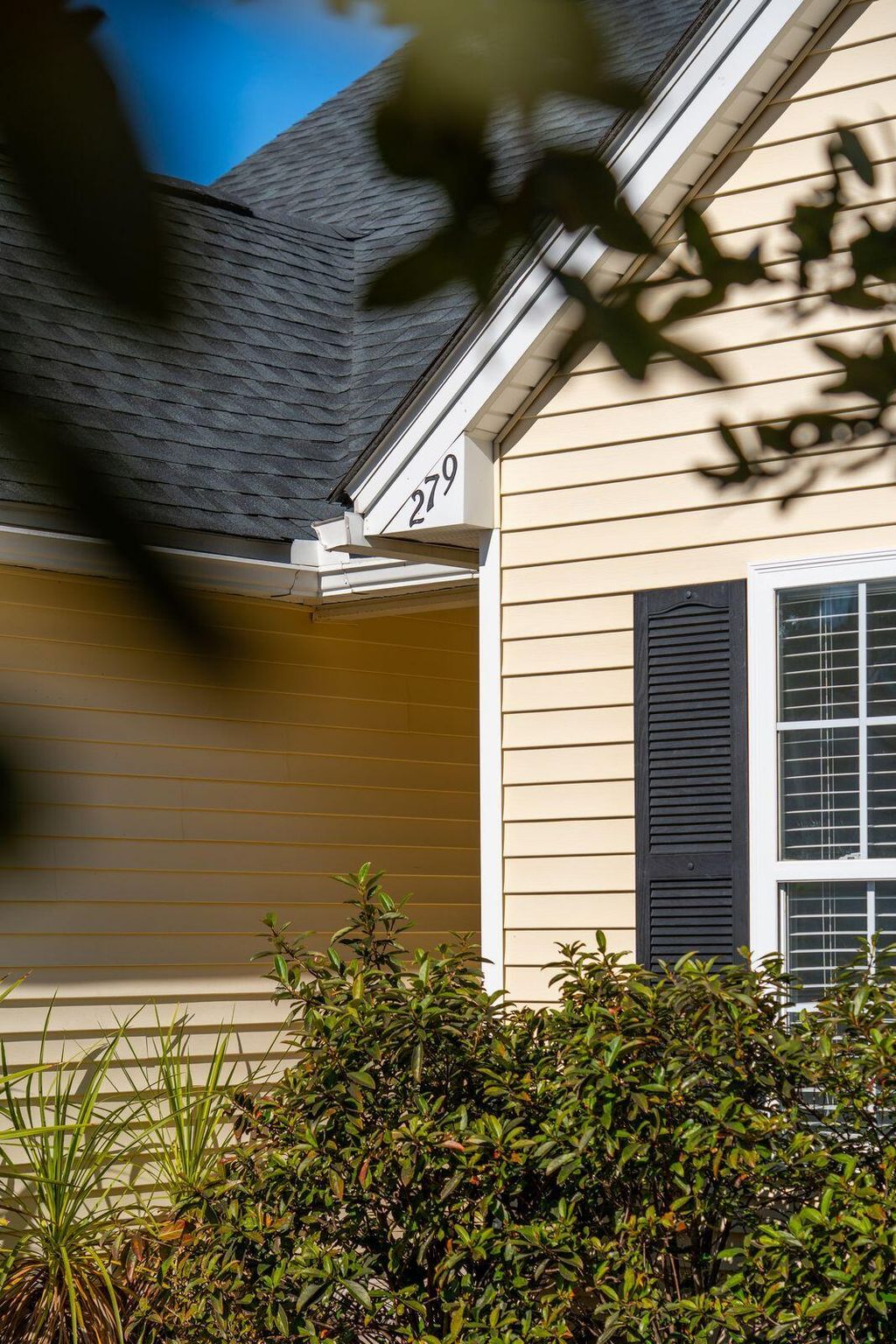 Photo of 279 Avonshire Drive, Summerville, SC 29483 (MLS # 26001994)