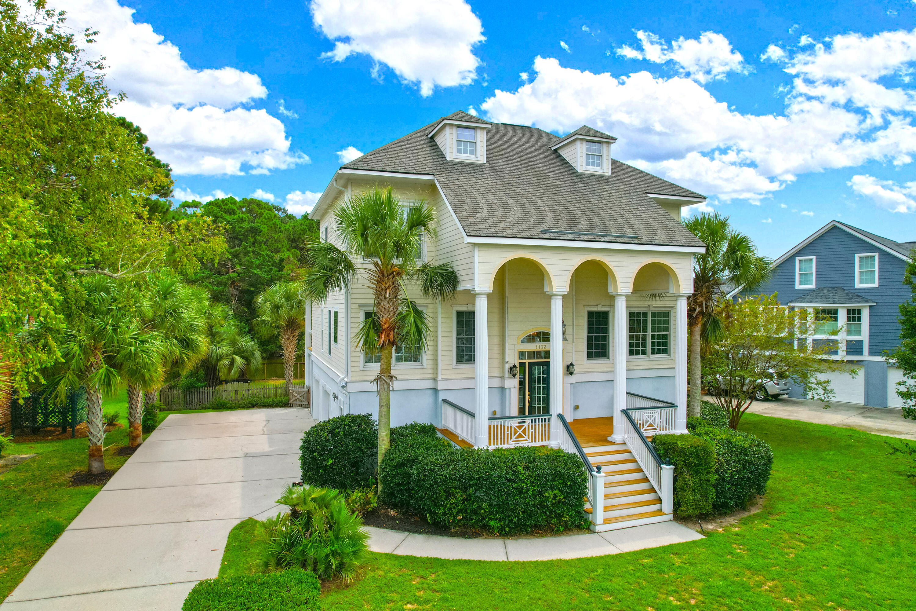 1173 Sea Eagle Watch