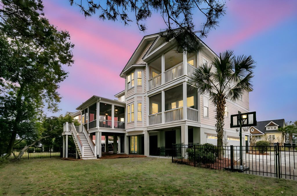 Photo of 2689 Crooked Stick Lane, Mount Pleasant, SC 29466 (MLS # 25031480)