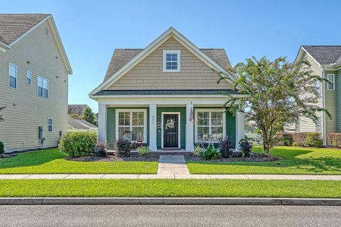 111 Foxglove Avenue Summerville SC 29483