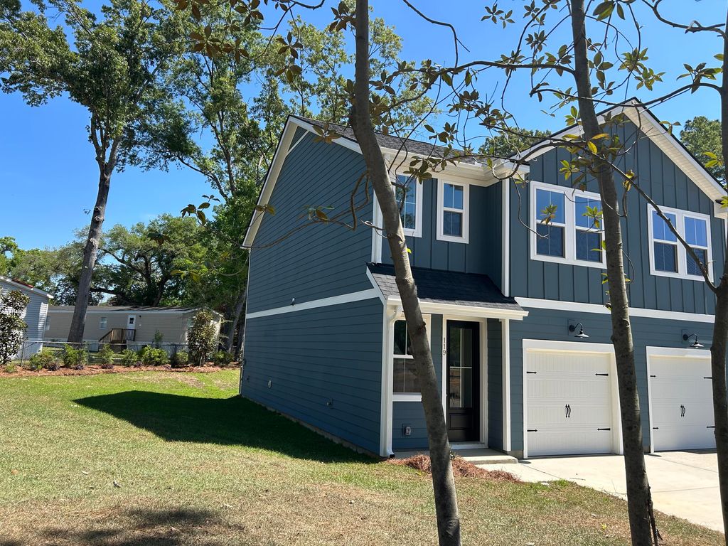 Photo of 119 Berry Shoals Drive, Summerville, SC 29485 (MLS # 26010699)