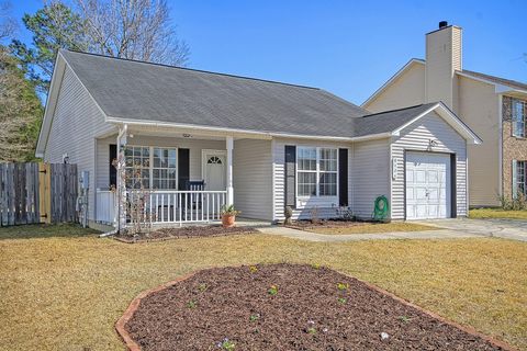 A home in North Charleston