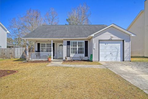 A home in North Charleston