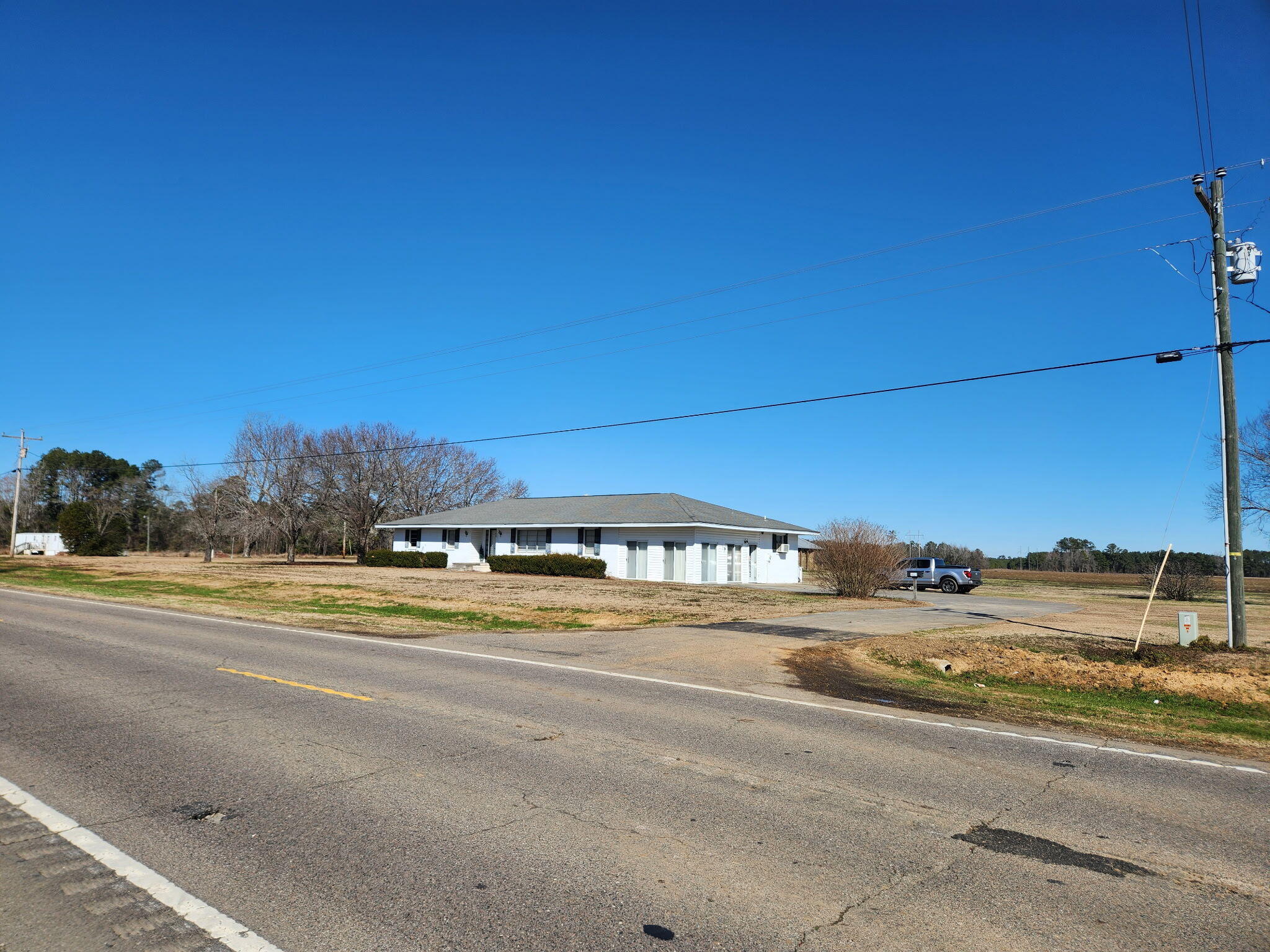 9851 Charleston Highway