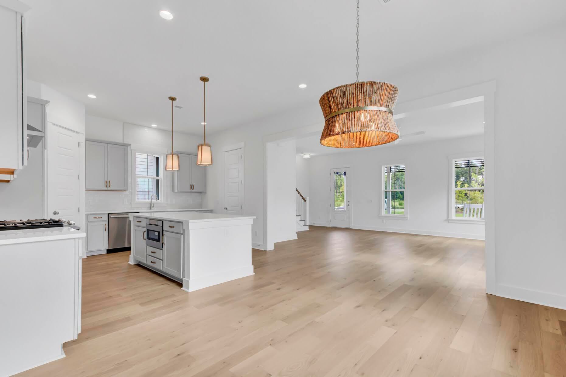435 Brightside Trail