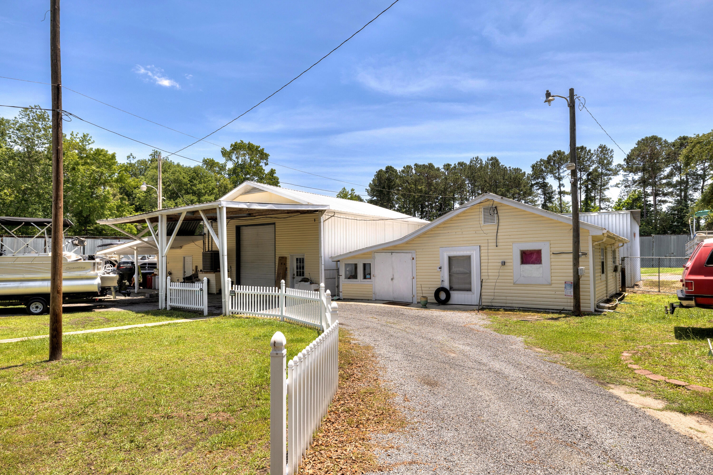 10841 Hwy 260