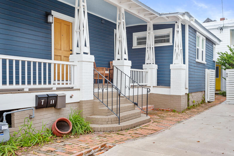8 Dewey Street A, B, C