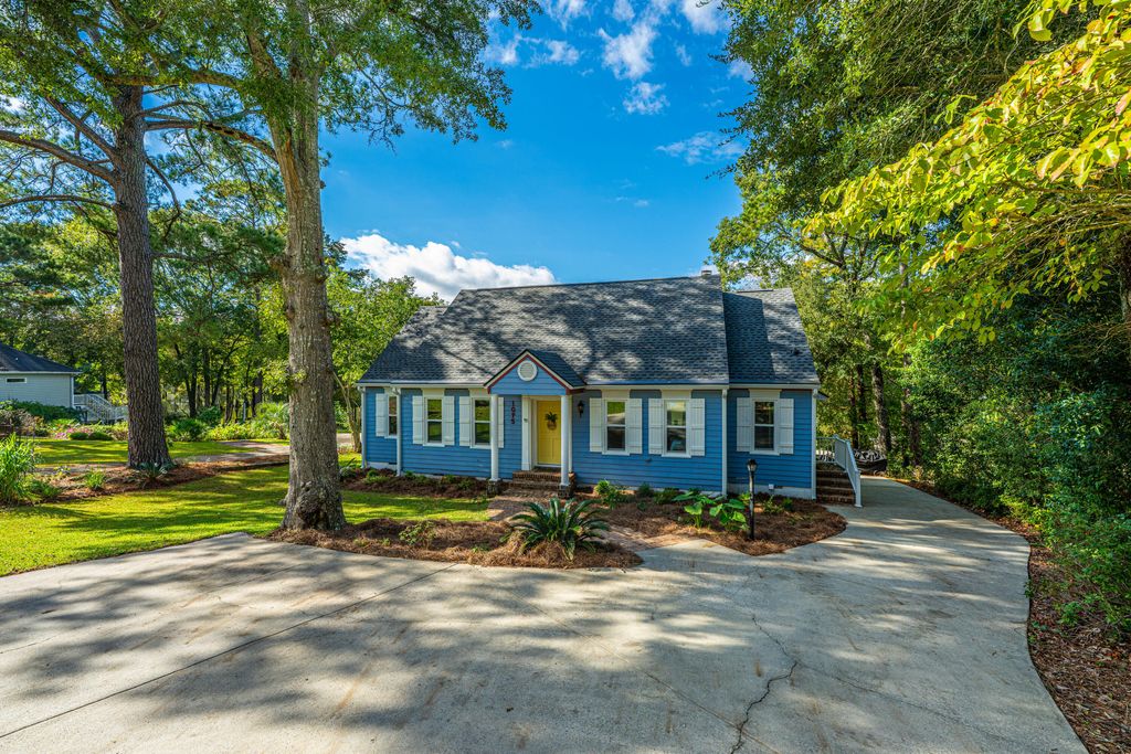 Photo of 1075 Chapel Branch Road, Santee, SC 29142 (MLS # 26007279)