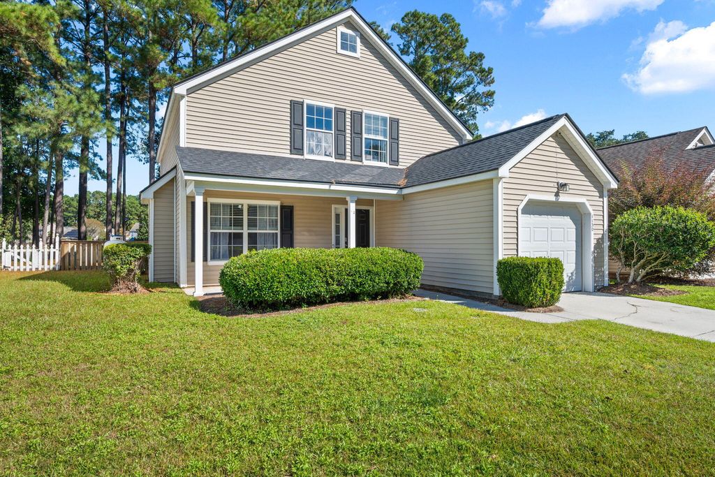 Photo of 1130 Peninsula Cove Drive, Charleston, SC 29492 (MLS # 25029648)