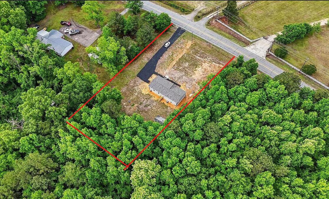 10880 N Jefferies Highway