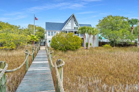 A home in Edisto Island