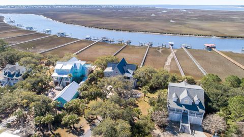 A home in Edisto Island