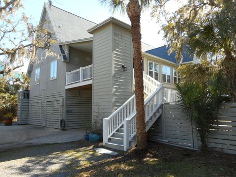 A home in Edisto Island